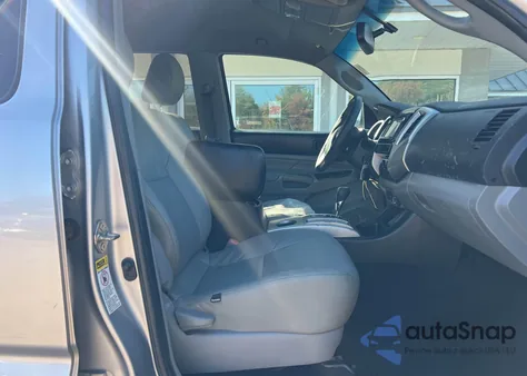 2015 Toyota Tacoma from USA, damaged, VIN 5TFJU4GNXF066248